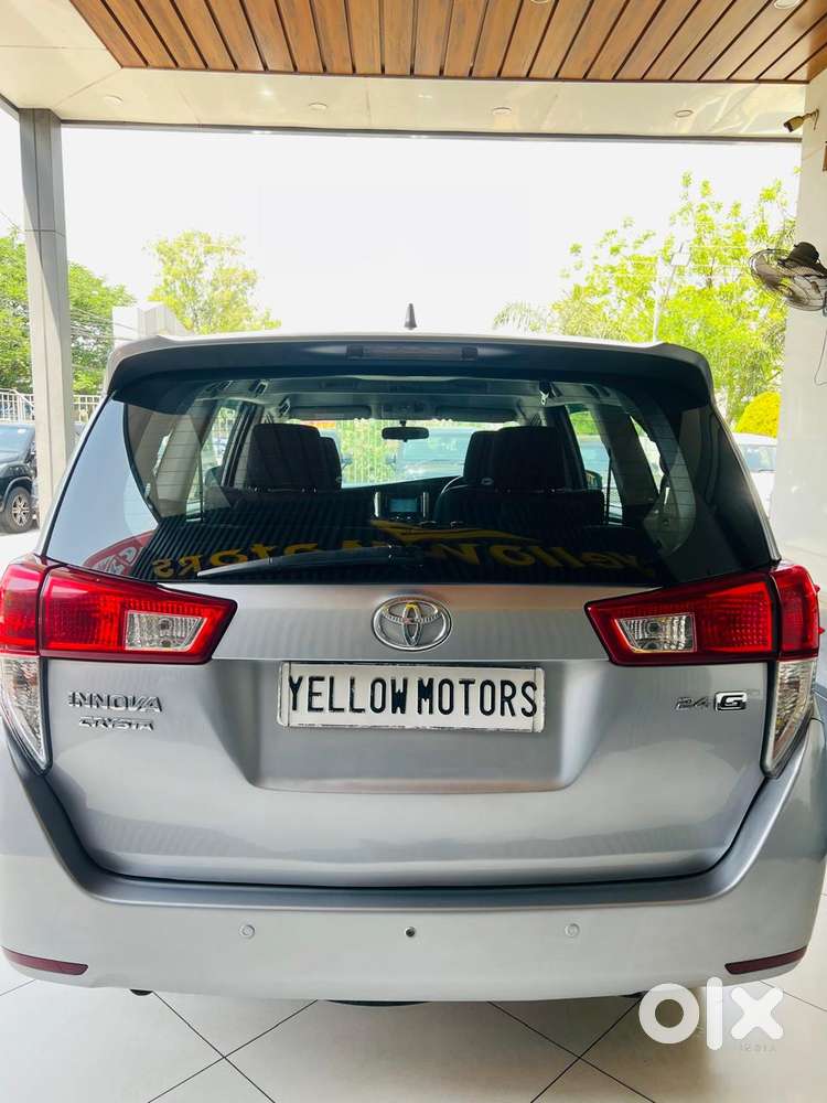 Toyota Innova Crysta 2.4 Gx Mt, 2017, Diesel