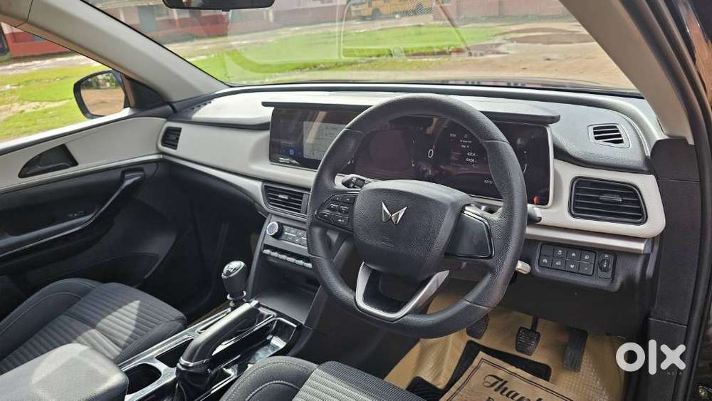 Mahindra Xuv700 2.2 Ax 5 Diesel Mt 7 Str, 2023, Diesel