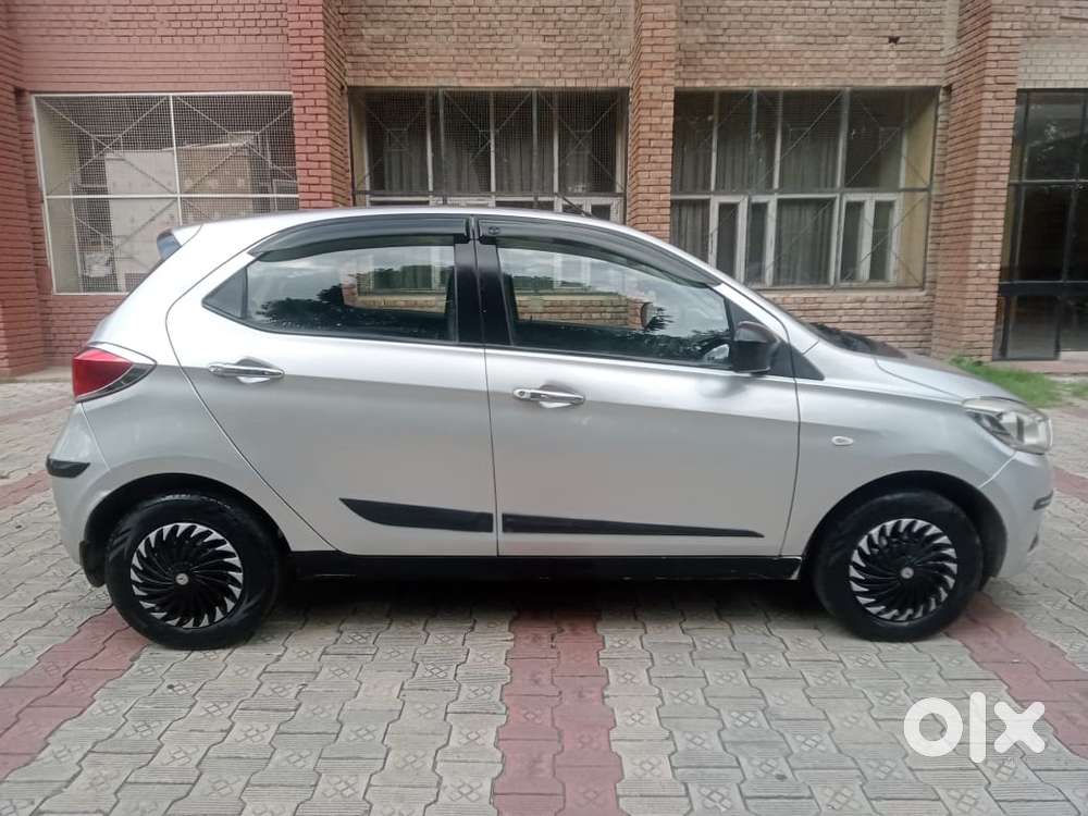 Tata Tiago 1.05 Revotorq Xz, 2016, Petrol