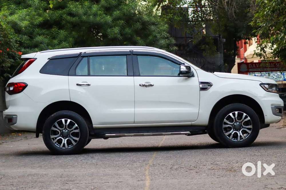 Ford Endeavour 2.2 Titanium At 4x2, 2019, Diesel