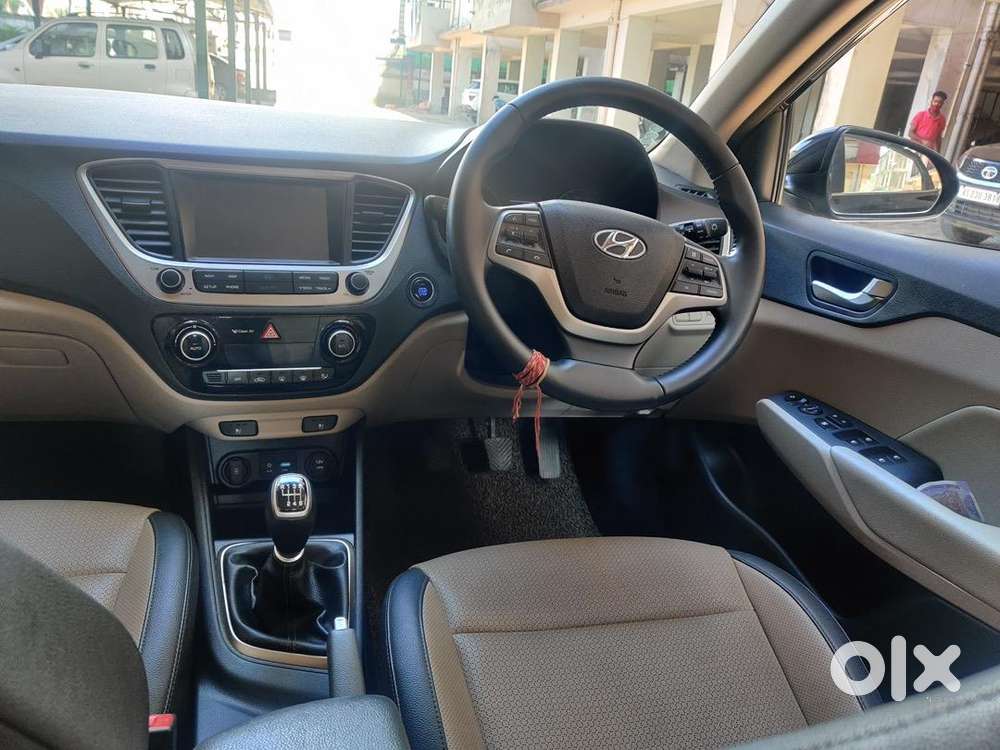 Hyundai Fluidic Verna