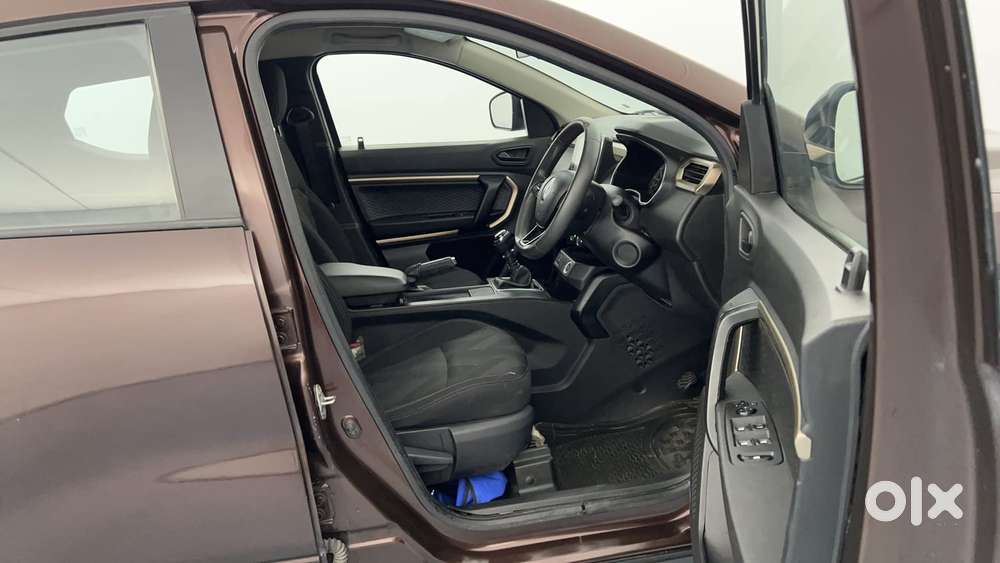 Renault Kiger Rxt, 2022, Petrol