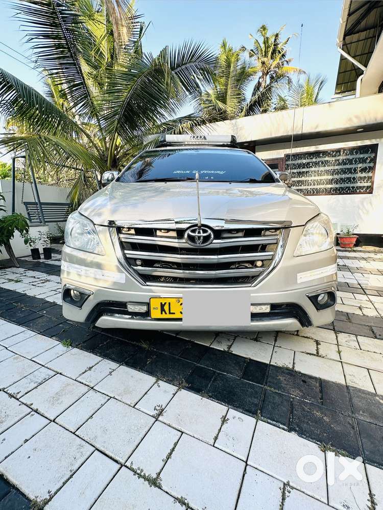 Toyota Innova 2.5 G (diesel) 8 Seater, 2016, Diesel