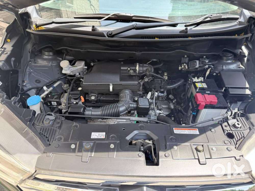 Maruti Suzuki Xl6 1.5 Zeta At, 2024, Petrol