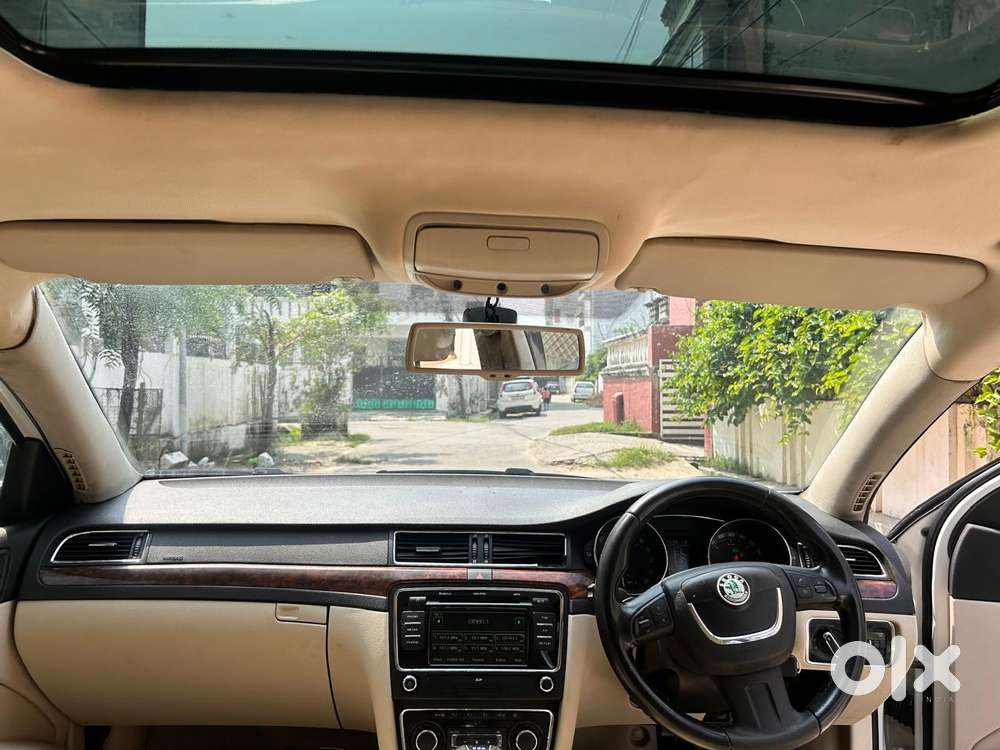 Skoda Superb, 2012