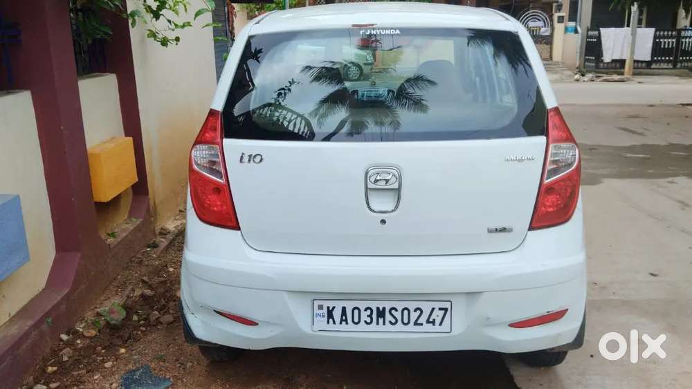 Hyundai I10 2013 Petrol 72500 Km Driven