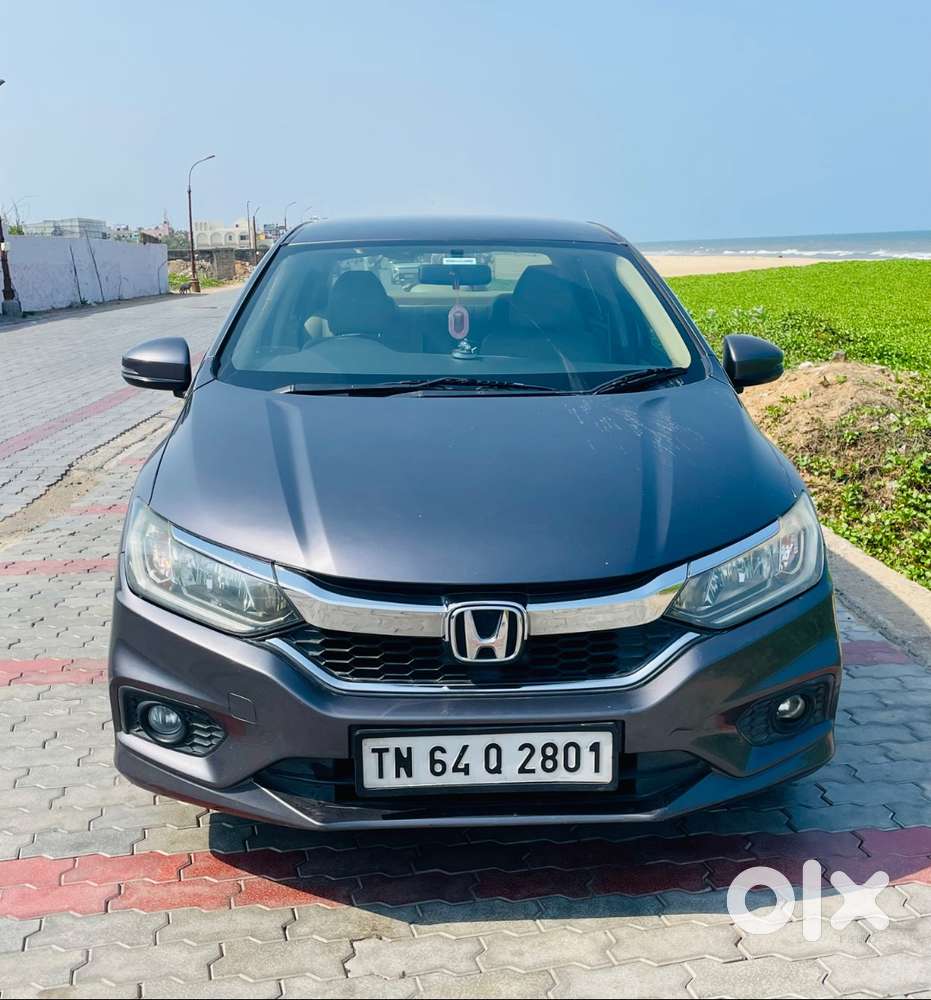 2017 Honda City 1.5 V (petrol) • Showroom Quality •