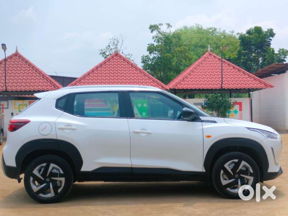 Nissan Magnite, 2023, Petrol