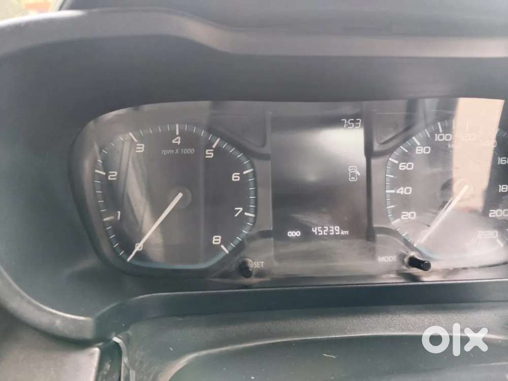 Tata Altroz Xm (s) Petrol, 2024, Petrol