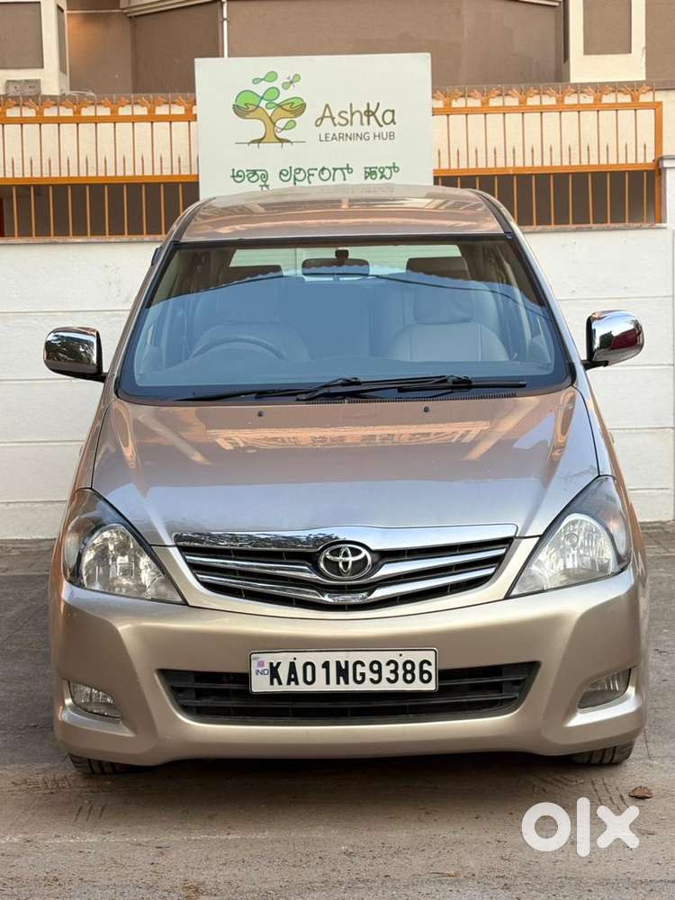 Toyota Innova 2.5 V 7 Str, 2000, Diesel