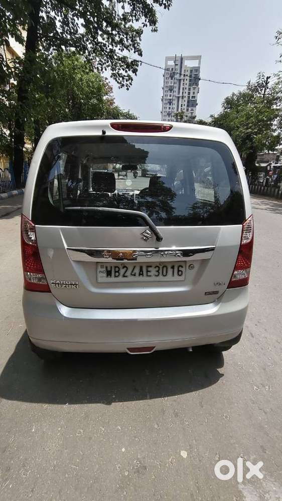 Maruti Suzuki Wagon R 1.0 2015-2019 Vxi Amt, 2016