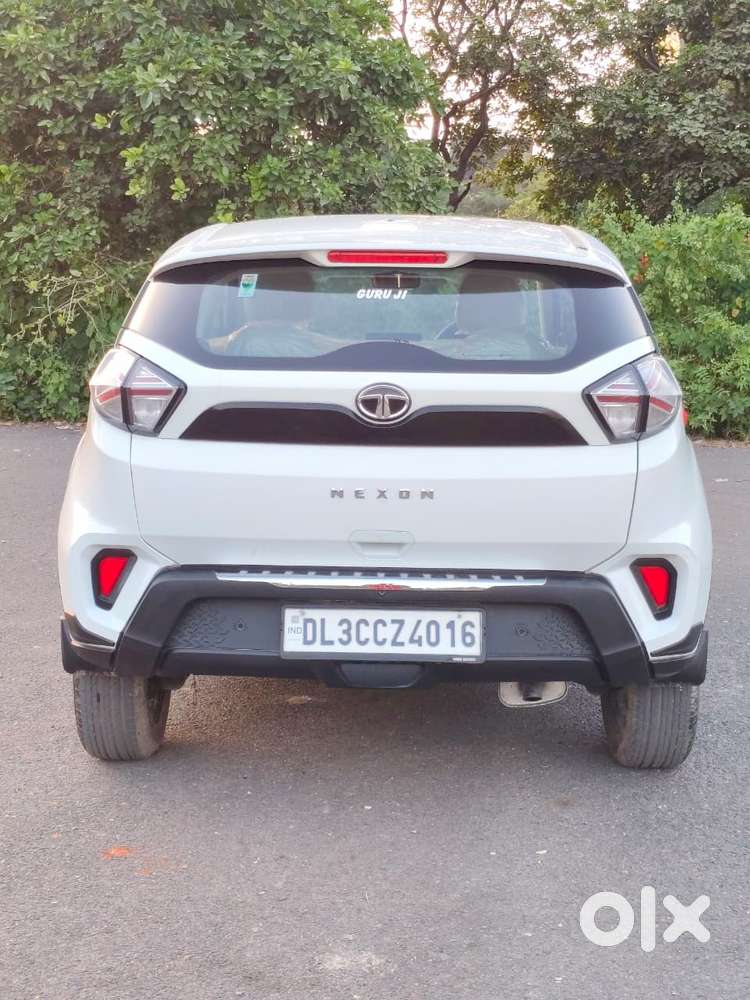 Tata Nexon, 2023, Petrol