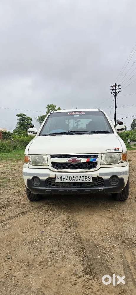 Chevrolet Tavera Neo 2014