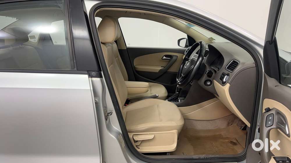 Volkswagen Vento 1.2 Tsi Highline At, 2016, Petrol