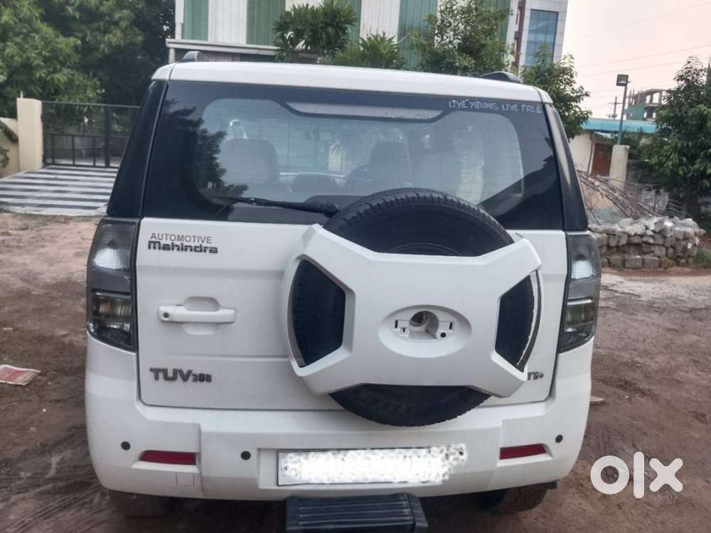 Mahindra Tuv 300 T6 Plus, 2019, Diesel