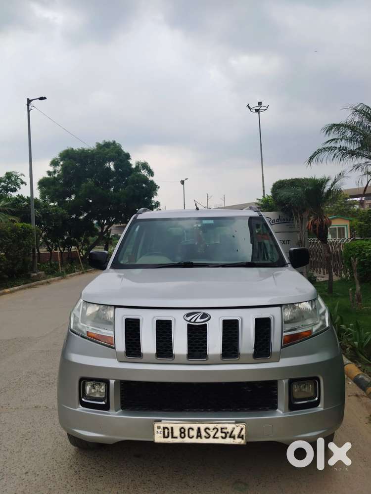 Mahindra Tuv 300 Mhawk100 T8 Amt, 2017, Diesel