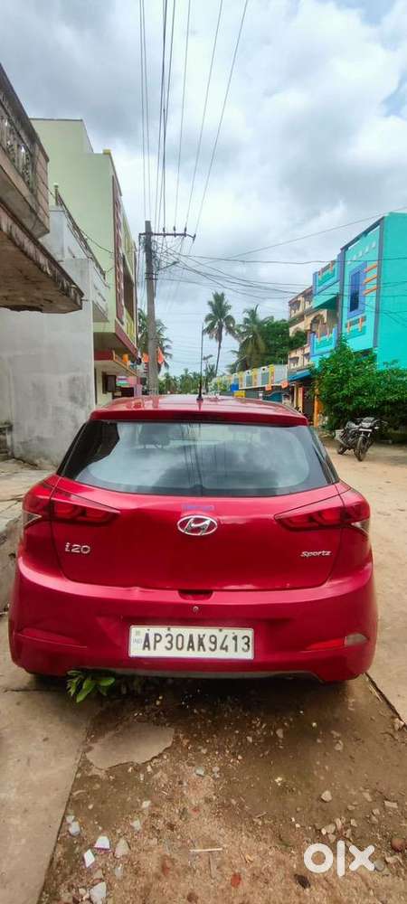 Hyundai I20 Sportz 2017  Petrol  89,500 Km  Well Maintained