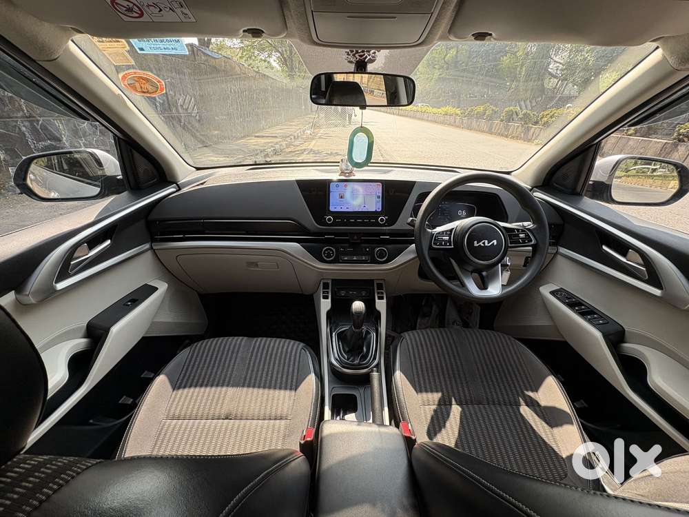 Kia Carens 1.4 Prestige 7 Str, 2023, Petrol