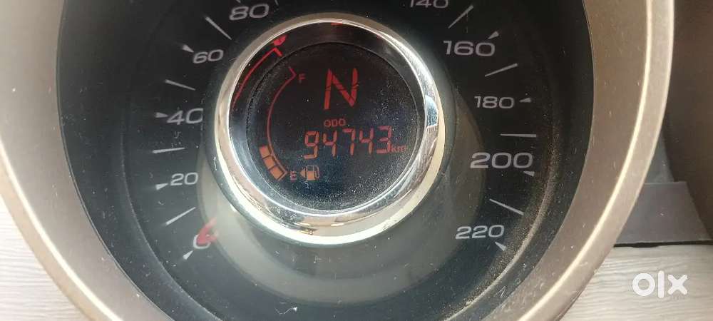 Mahindra Xuv500 2014 Diesel 97000 Km Driven