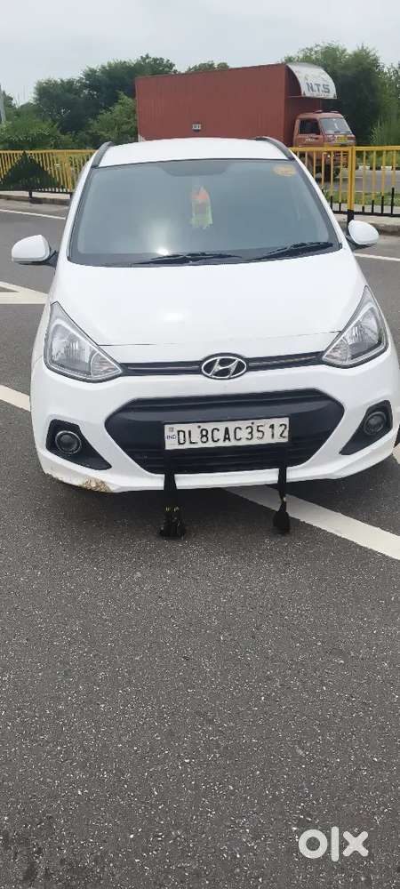 Hyundai Grand I10 2016 Cng & Hybrids Good Condition