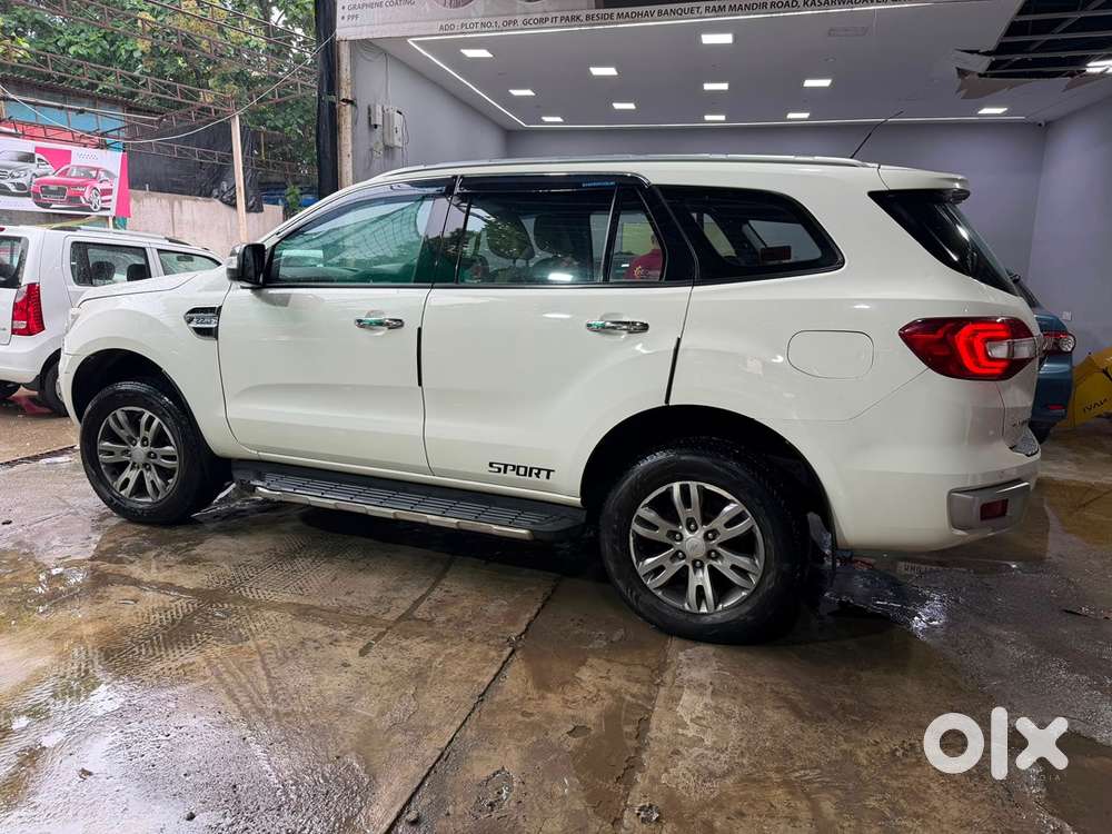 Ford Endeavour 2016 Diesel 93000 Km