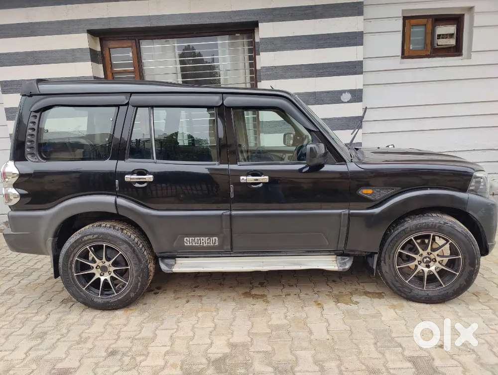 Scorpio Classic S4  4*4 For Sale