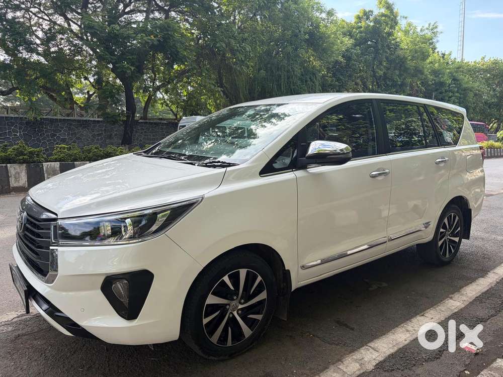 Toyota Innova Crysta 2.4 V 7 Str, 2022, Diesel