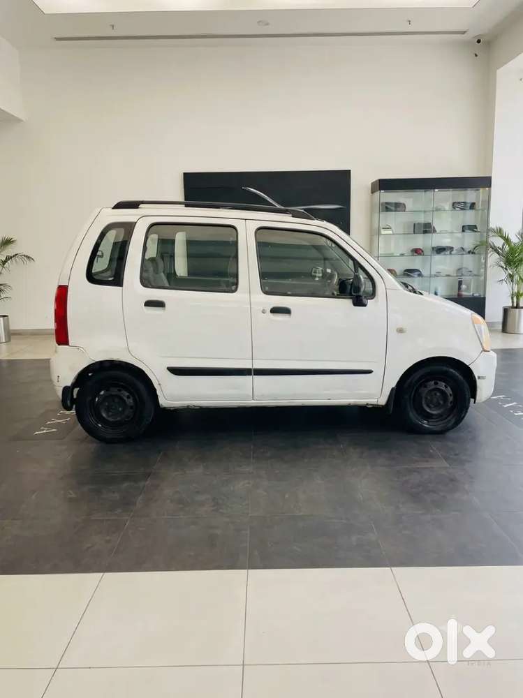 Maruti Suzuki Wagon R Hybrid Car