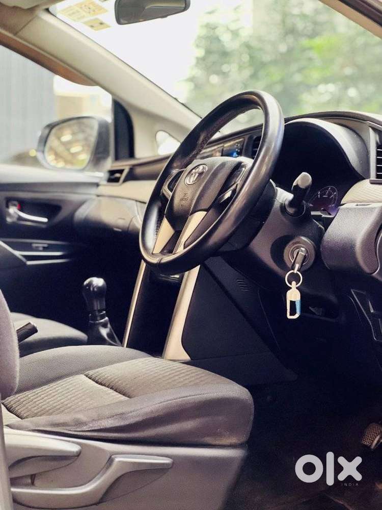 Toyota Innova Crysta 2.4 G Mt, 2017, Diesel