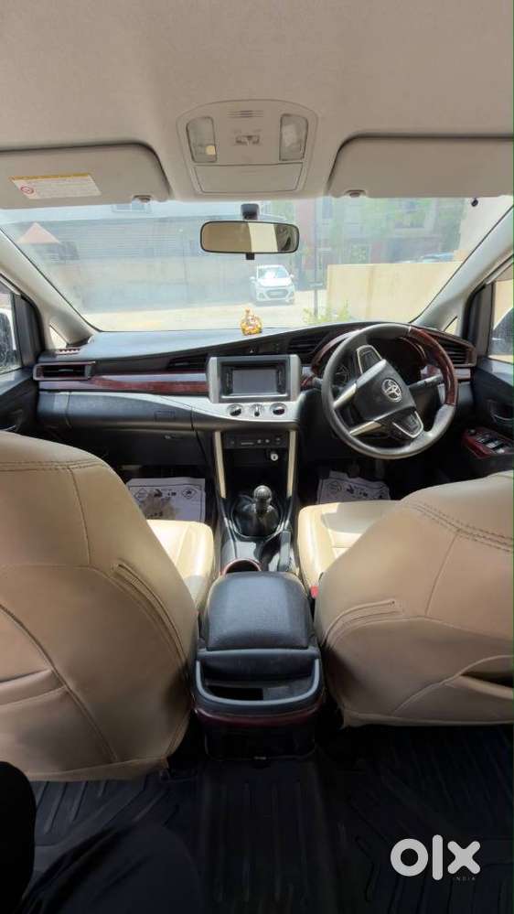 Toyota Innova Crysta 2.4 G Mt 7 Str, 2016, Diesel