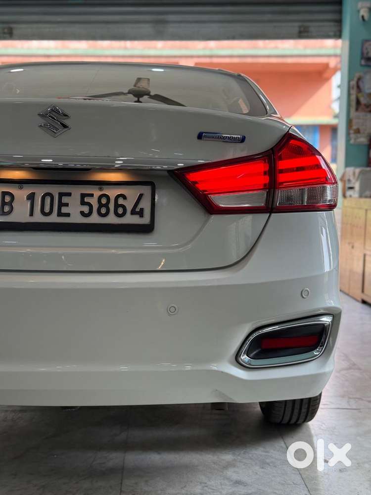 Maruti Suzuki Ciaz Smart Hybrid Alpha , 2023, Petrol