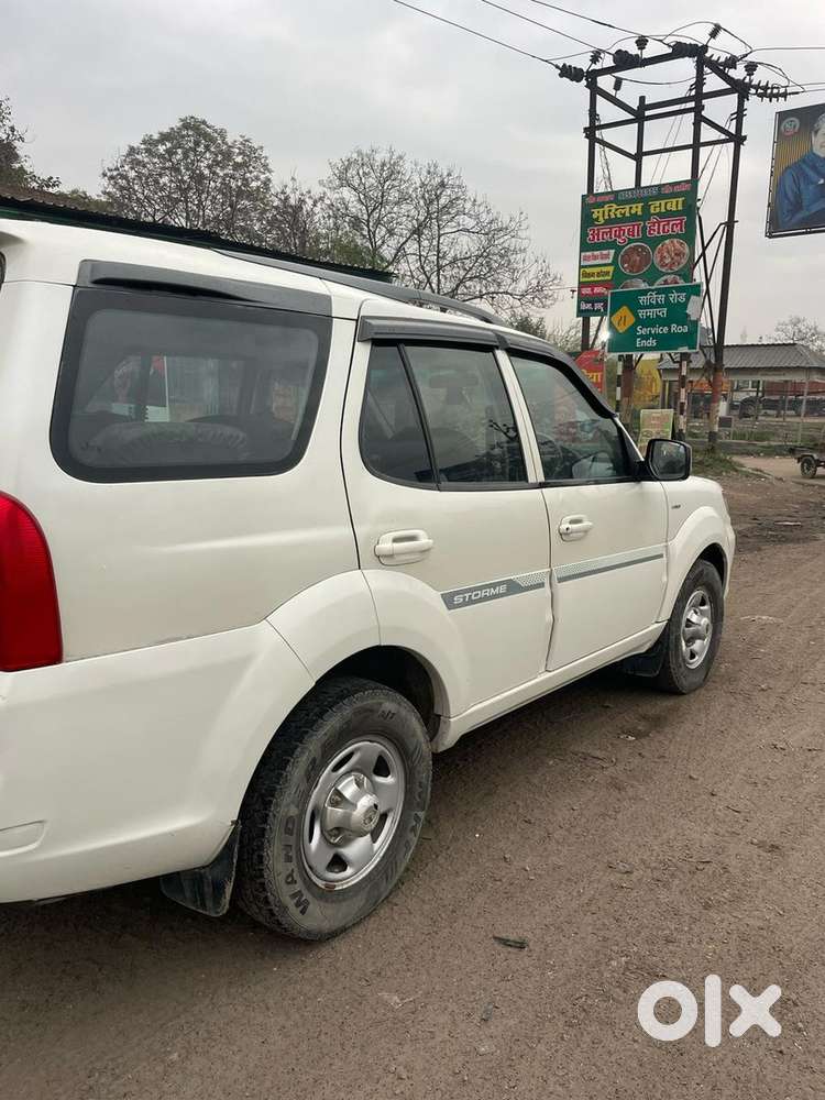 Tata Safari Storme 2017 Diesel 91000 Km Driven With Vip No.0005
