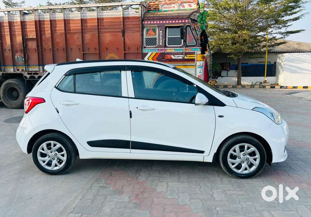 Hyundai Grand I10 Sportz O 1.2, 2019, Petrol
