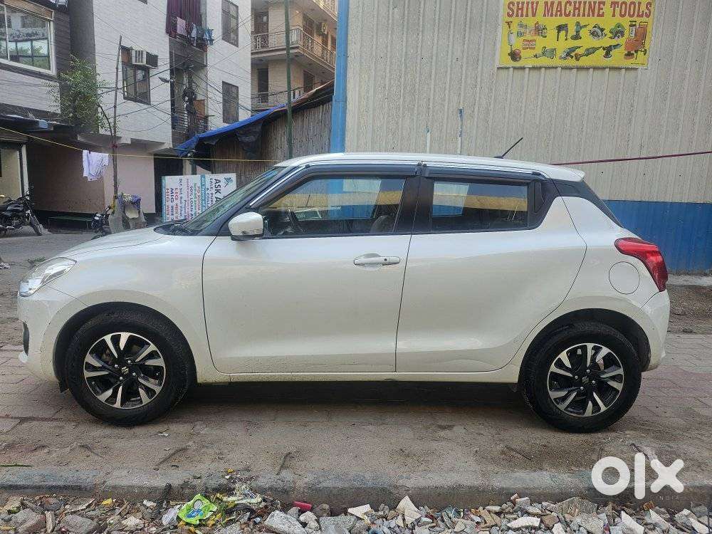Maruti Suzuki Swift Vvt Zxi, 2023, Petrol