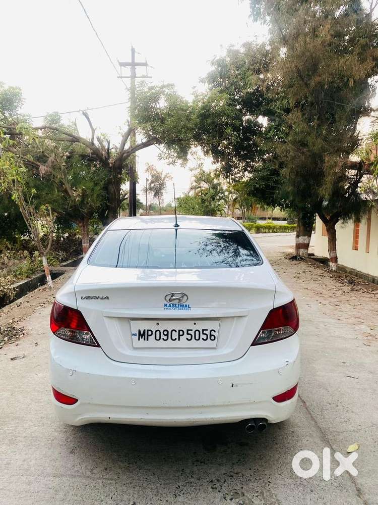 Hyundai Petrol Car 2014