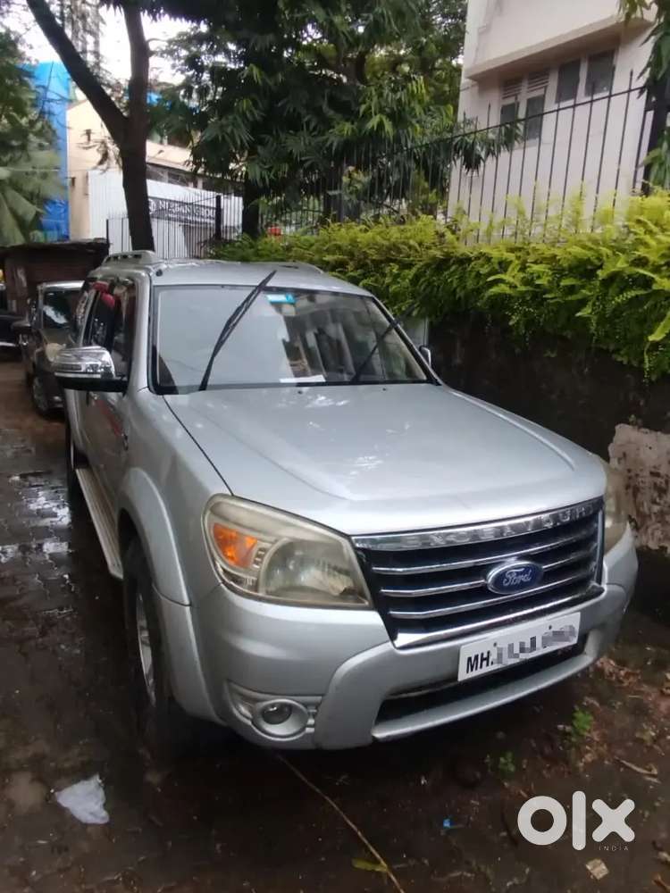 Ford Endeavour 2010 At