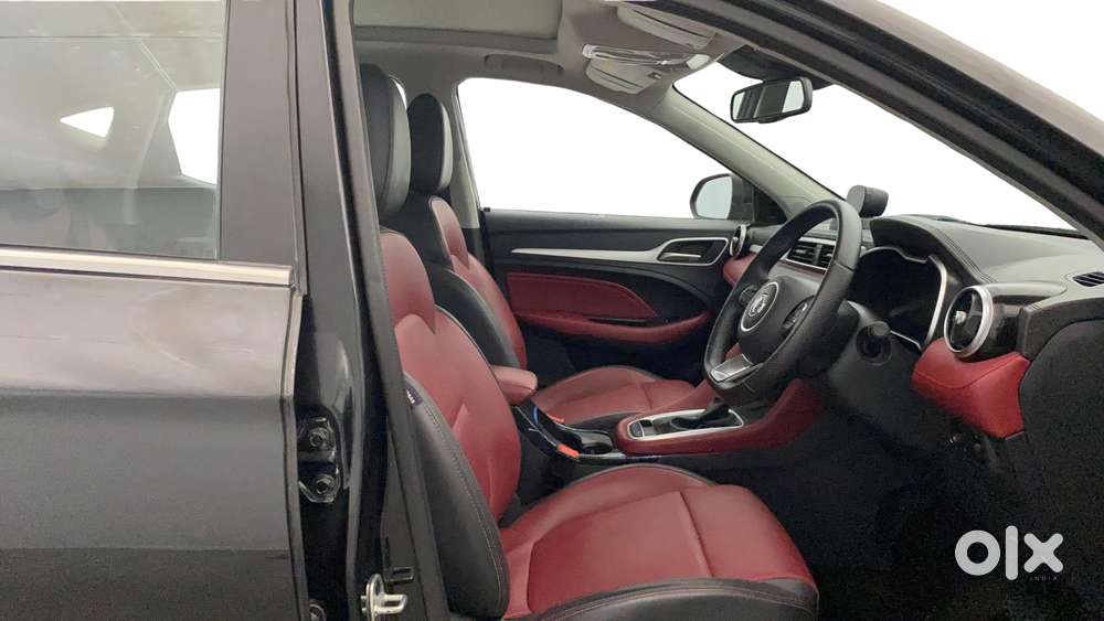Mg Astor 1.5 Savvy Cvt S Red, 2024, Petrol