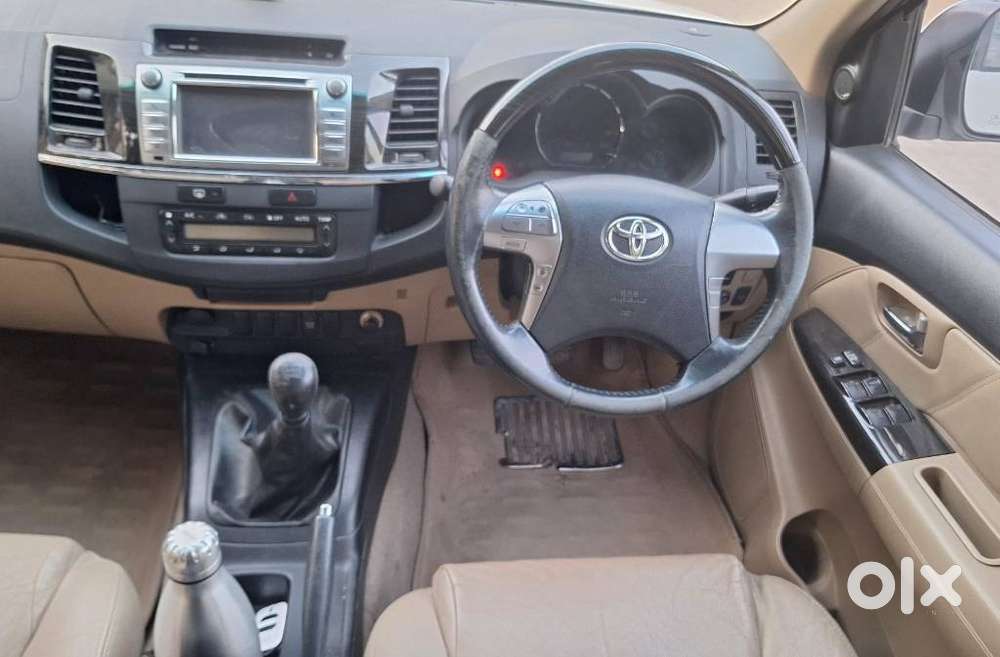 Toyota Fortuner 3.0 4x2 Mt, 2014, Diesel