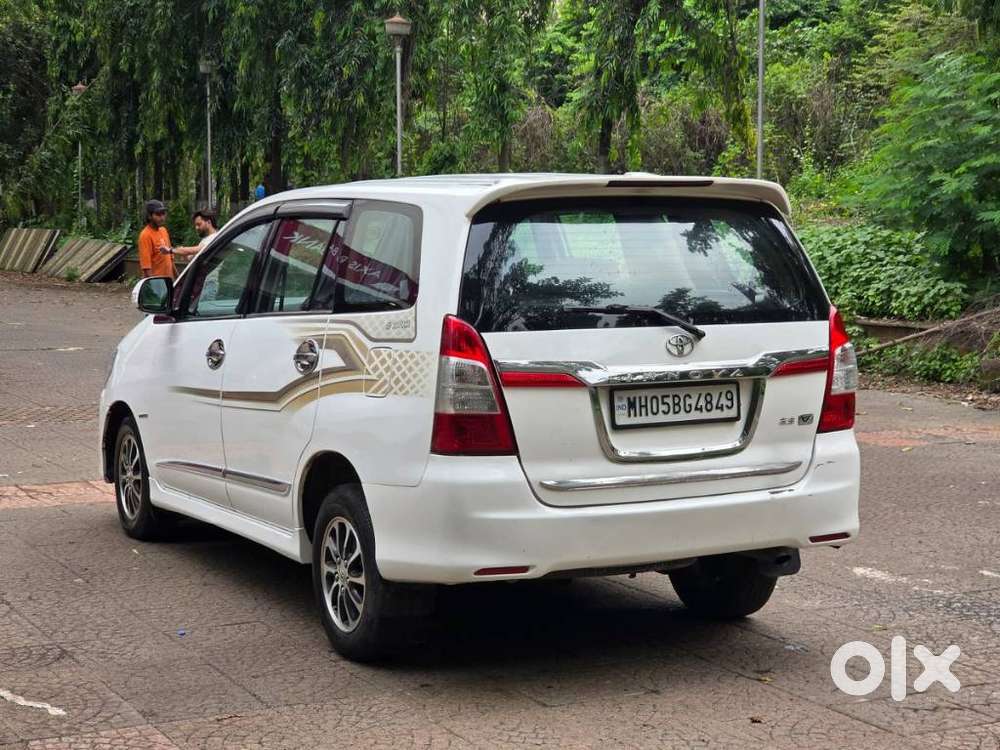 Toyota Innova 2.5 V 8 Str, 2014, Diesel