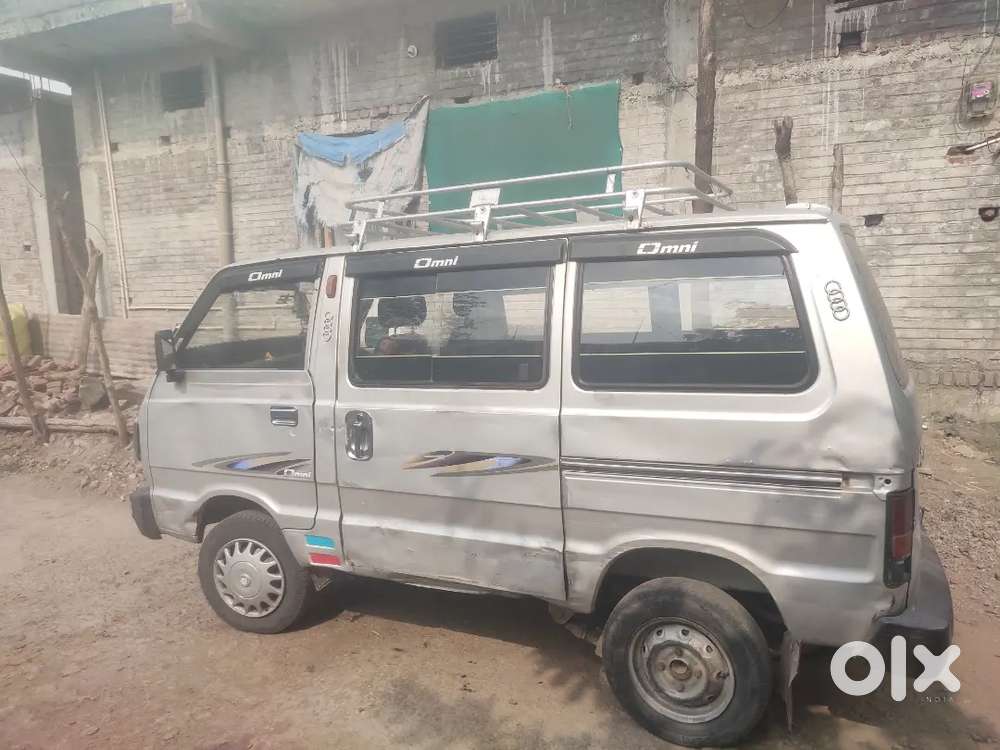 Omni विक्री आहे दुसरी गाडी घ्यायची आहे अकोला पातूर