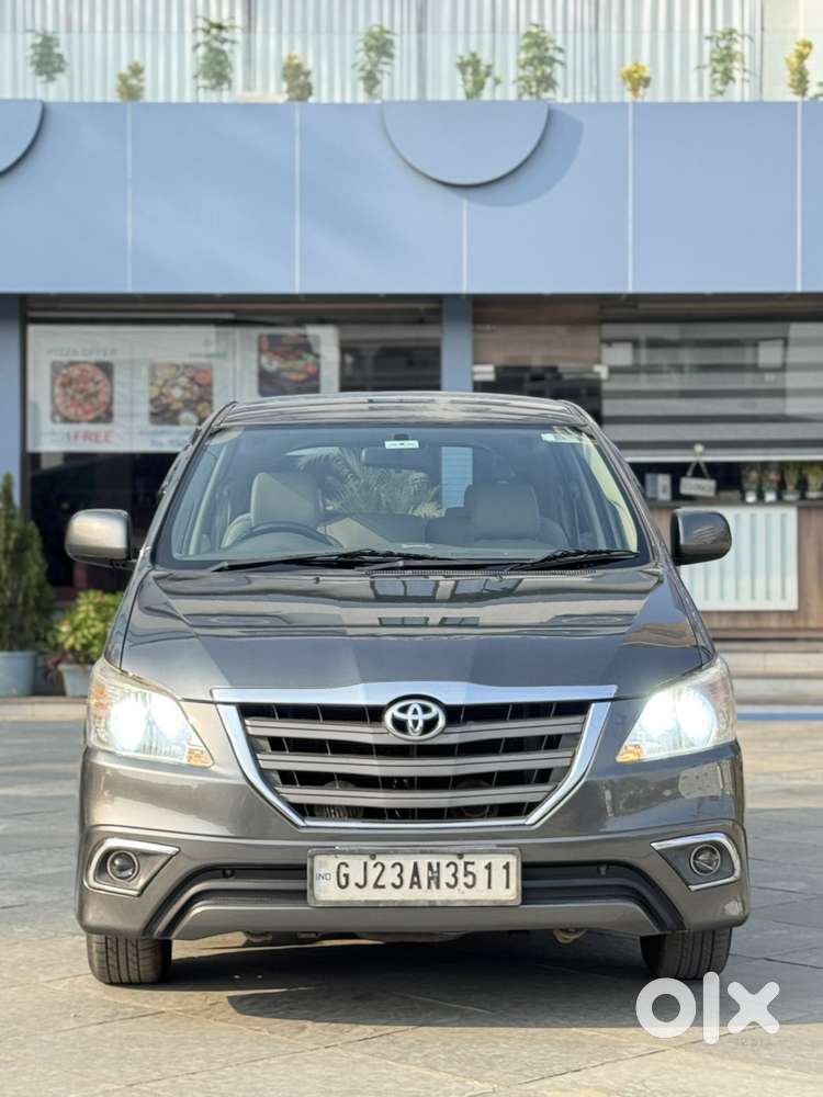 Toyota Innova 2.5 G (diesel) 8 Seater, 2014, Diesel