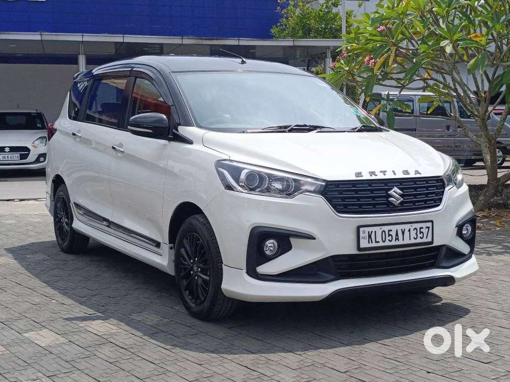 Maruti Suzuki Ertiga Zxi Plus Shvs, 2022, Petrol