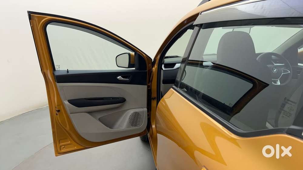 Renault Triber Rxz Easy-r Amt, 2020, Petrol