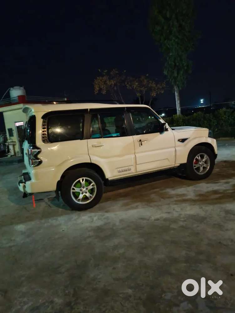Mahindra Scorpio Diesel 2017