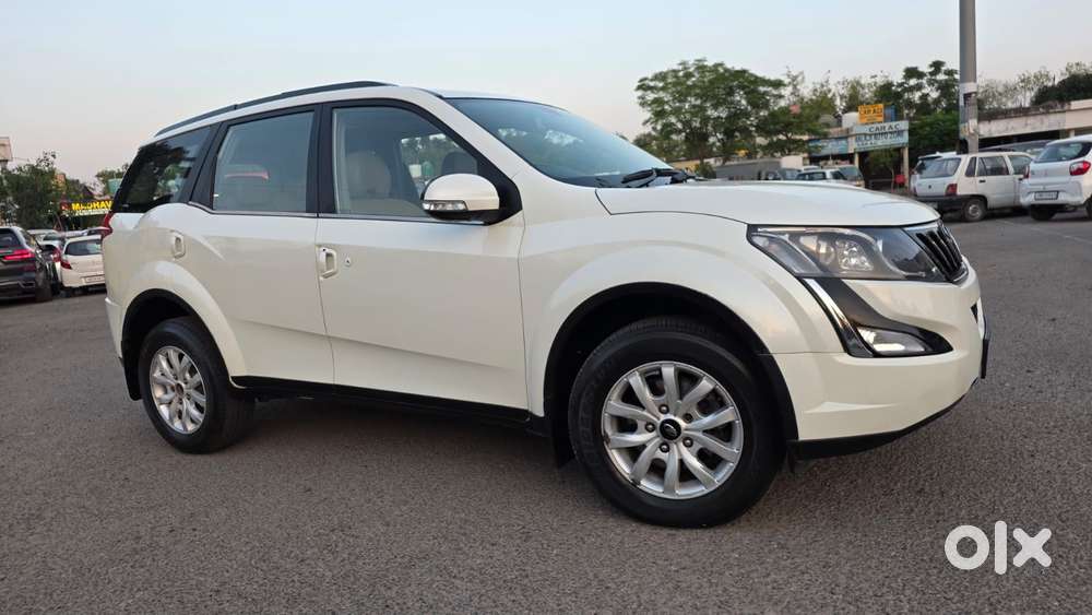 Mahindra Xuv500 At W10 Fwd, 2016, Diesel