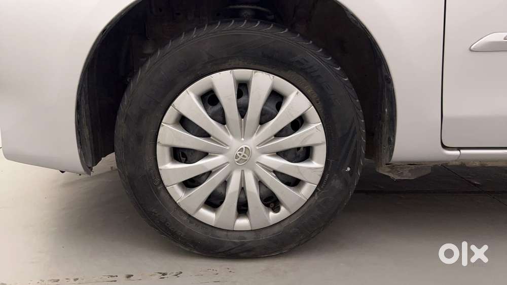 Toyota Etios 2010-2012 G, 2011, Petrol