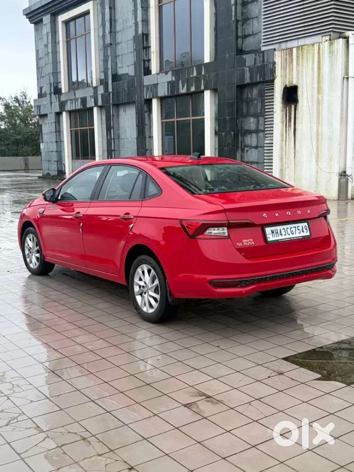 Skoda Slavia Ambition 1.0l Tsi At, 2024, Petrol