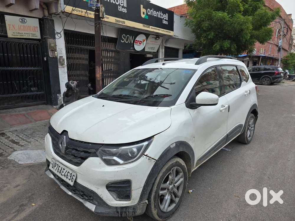 Renault Triber Rxz, 2020, Petrol