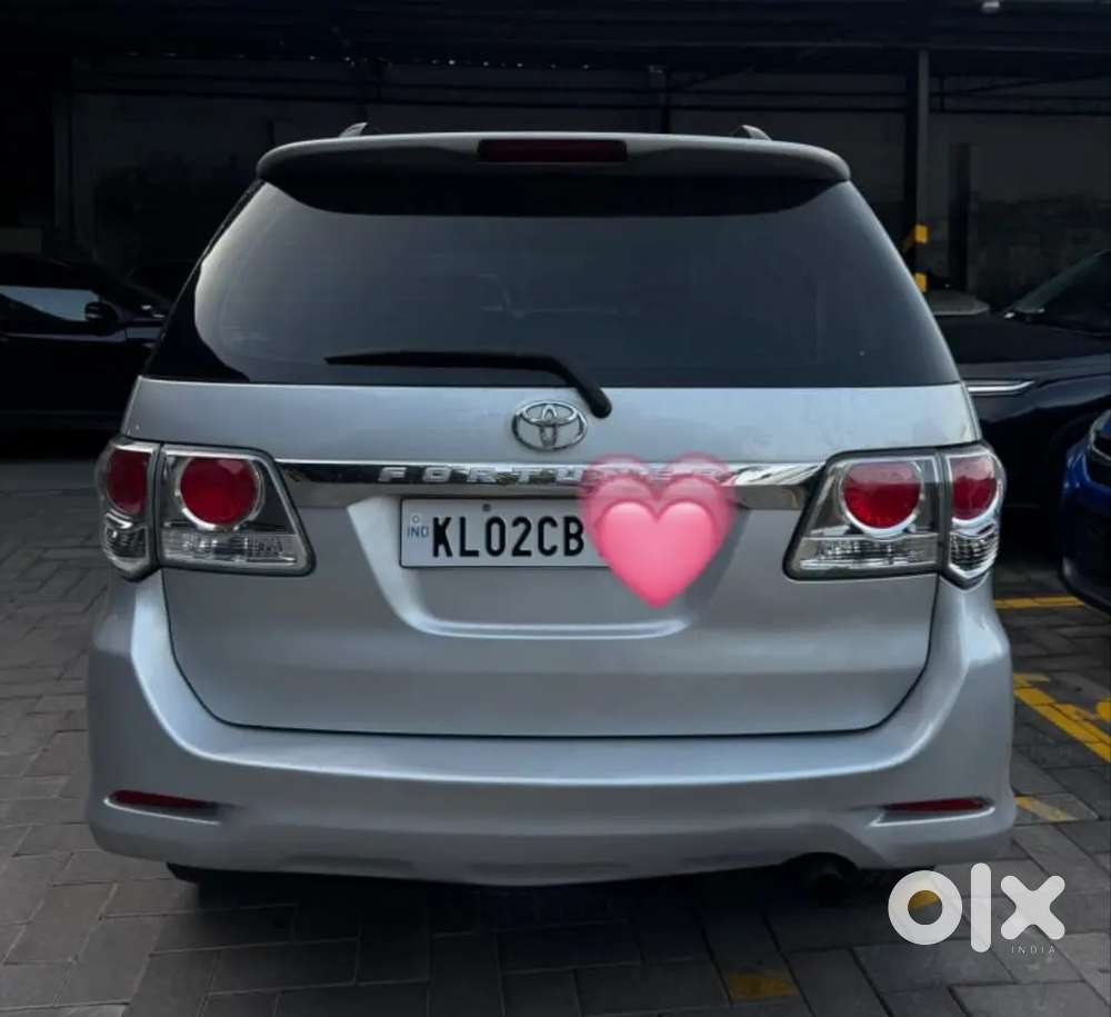 Toyota Fortuner Legender 2012