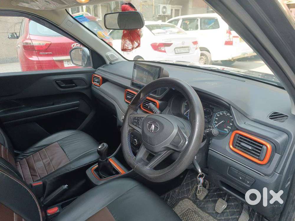 Tata Punch Camo Adventure Mt, 2023, Petrol